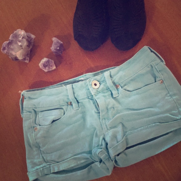 Bullhead Pants - Bright blue Bullhead  jean shorts! 👖